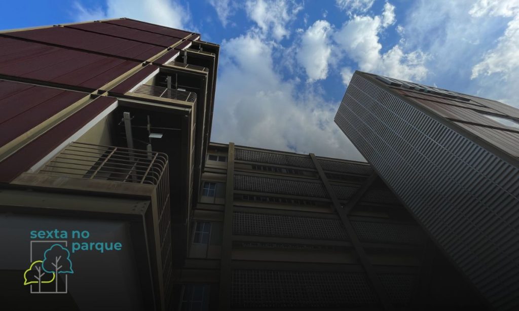 Fachada do BH-TEC com a marca do evento Sexta no Parque