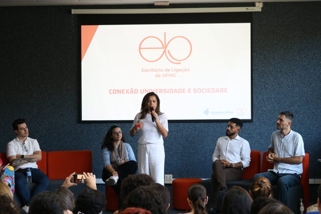 Jornalista Samantha Mapa no evento Sexta no Parque no BH-TEC