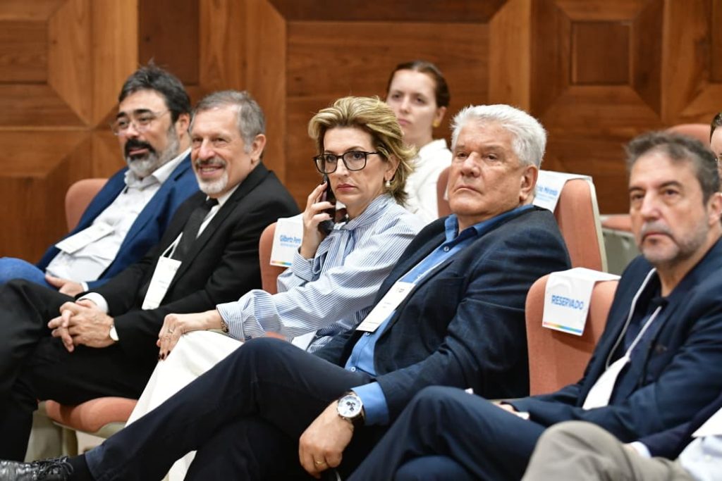 Representantes em Cerimônia da ABDE 