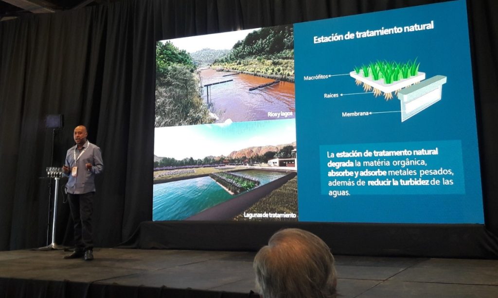 William Pessoa palestrando sobre o desenvolvimento das soluções