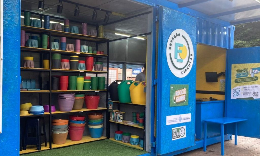 Interior de uma unidade Estação Circular
