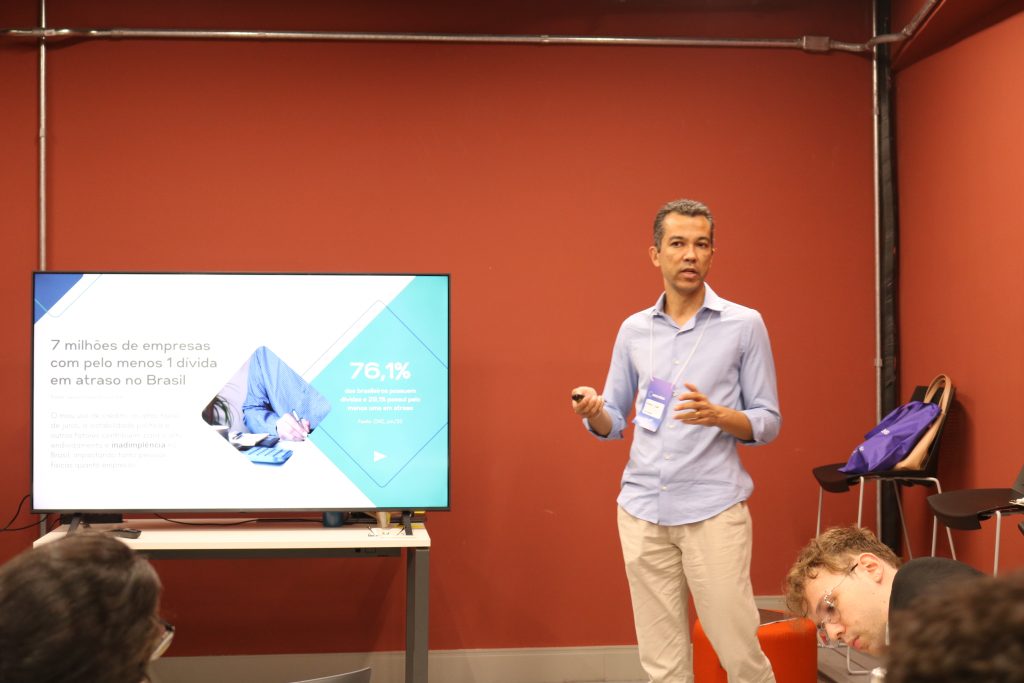 Esdras apresenta a Dunning no Programa Conexões, do BH-TEC | Ana Belo/BH-TEC