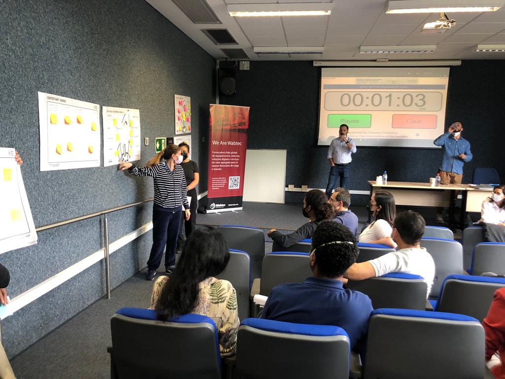 Dinâmica durante a Pressure Week Cooker | Crédito: Renata Borges/Arquivo pessoal
