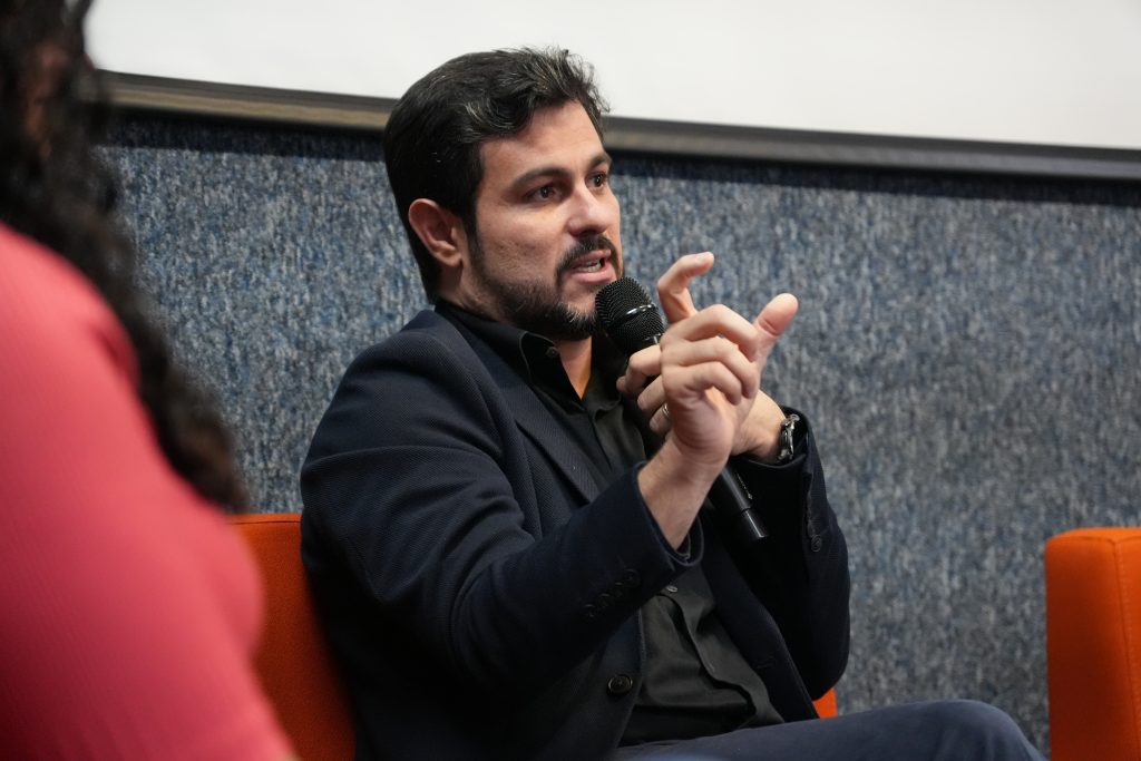 Henrique Resende Martins falando no encontro da Sexta no Parque 