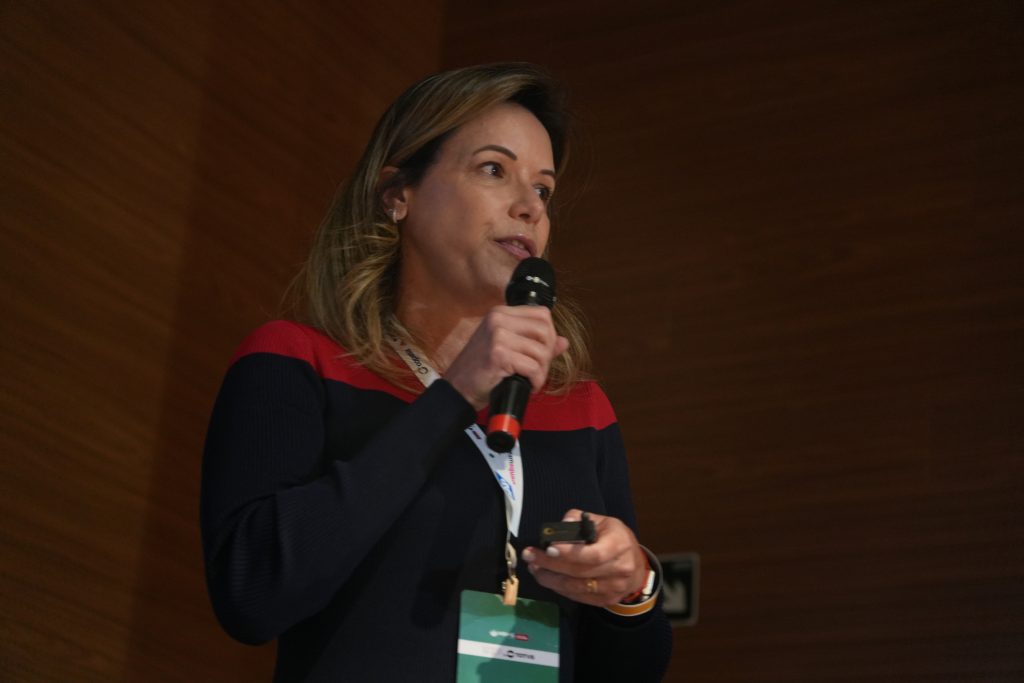 Paula Bucchianeri, do CNI, participa do painel do BH-TEC no Minas Summit