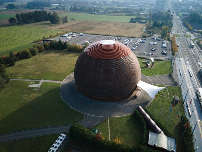 Foto aérea do CERN, na Suiça