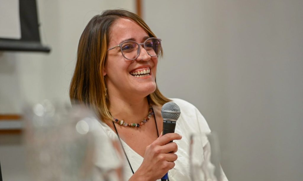 Luna Lacerda, do CTVacinas, no Fórum Brasileiro de Deep Techs