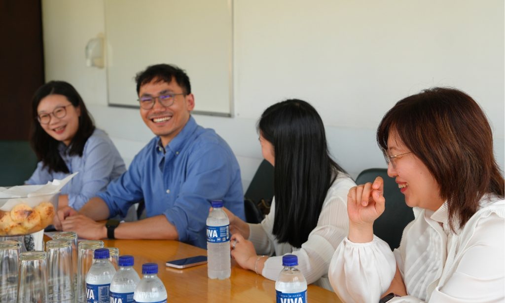 Comitiva chinesa da Hust University no BH-TEC