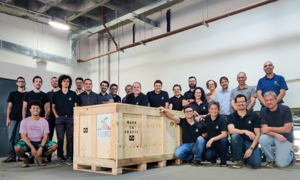 Equipe da FabNS com o Porto